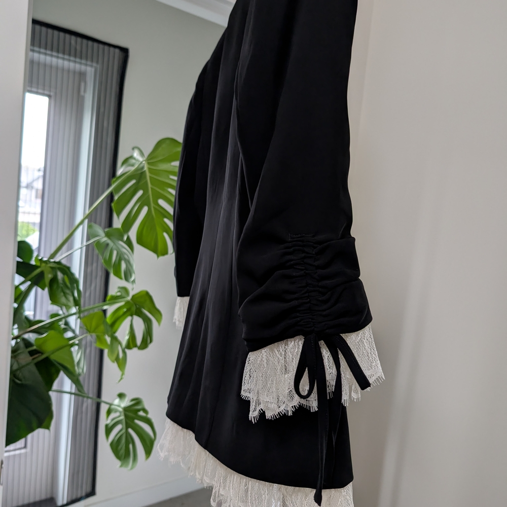 Cinq A Sept Roxy Lace Blazer - Picture 6 of 6